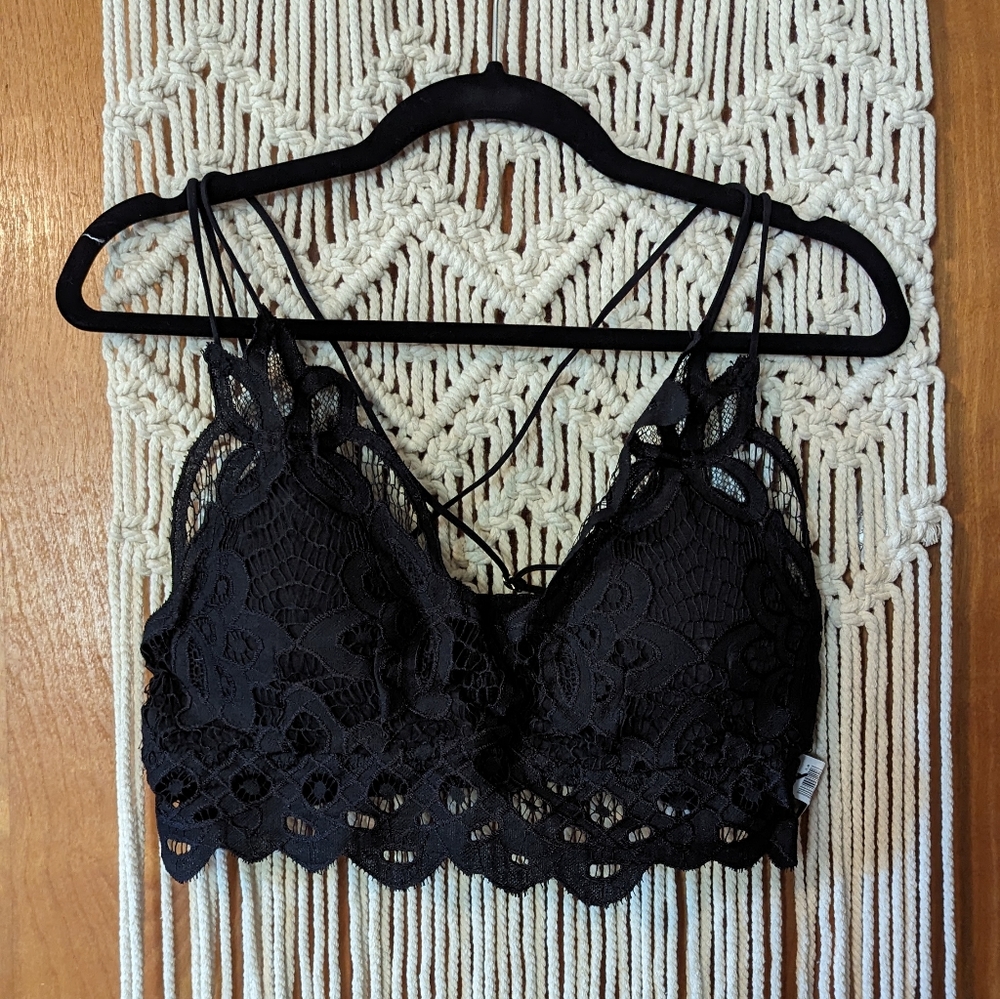 NWT Black Rue21 Bralette Crop Top